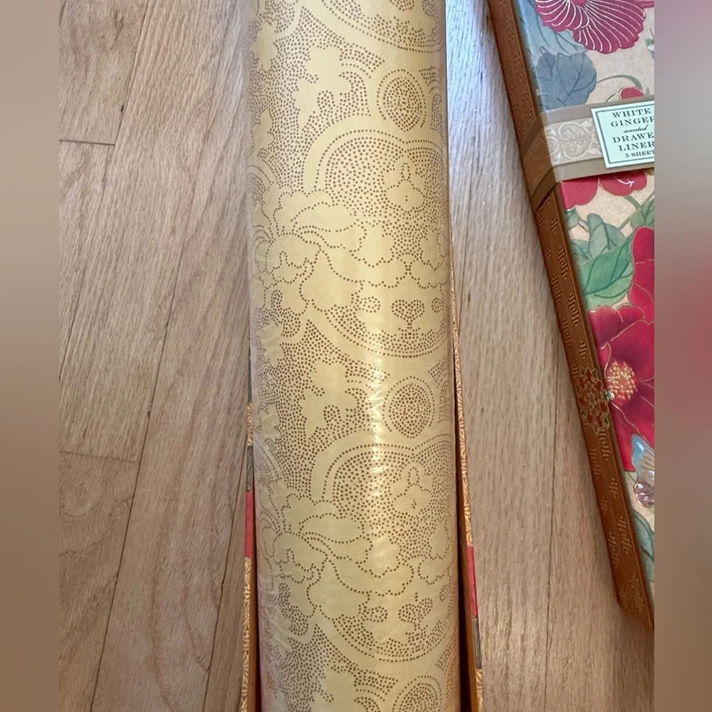 🆕 Punch Studio elegant scented shelf drawer liner paper white ginger NIB floral